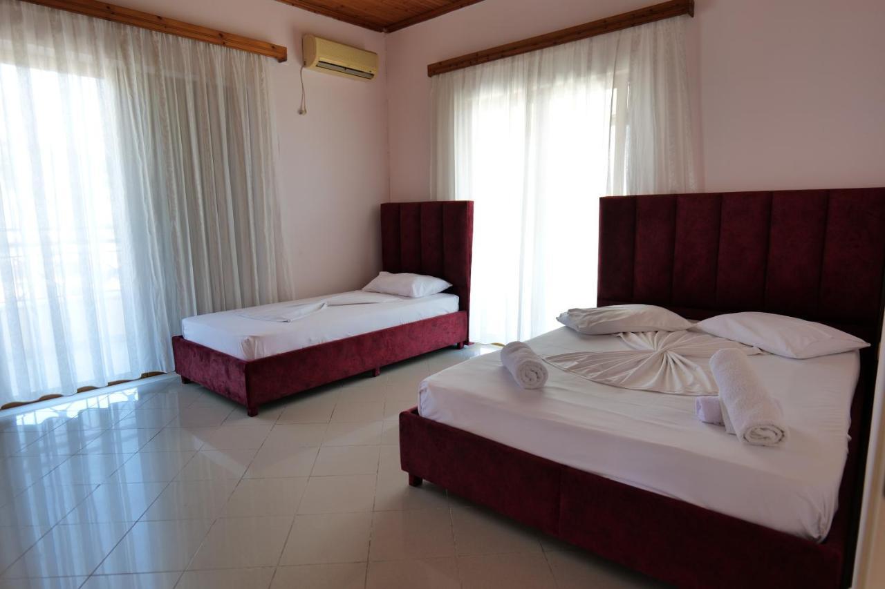 Eden Hotel Sarandë Eksteriør bilde