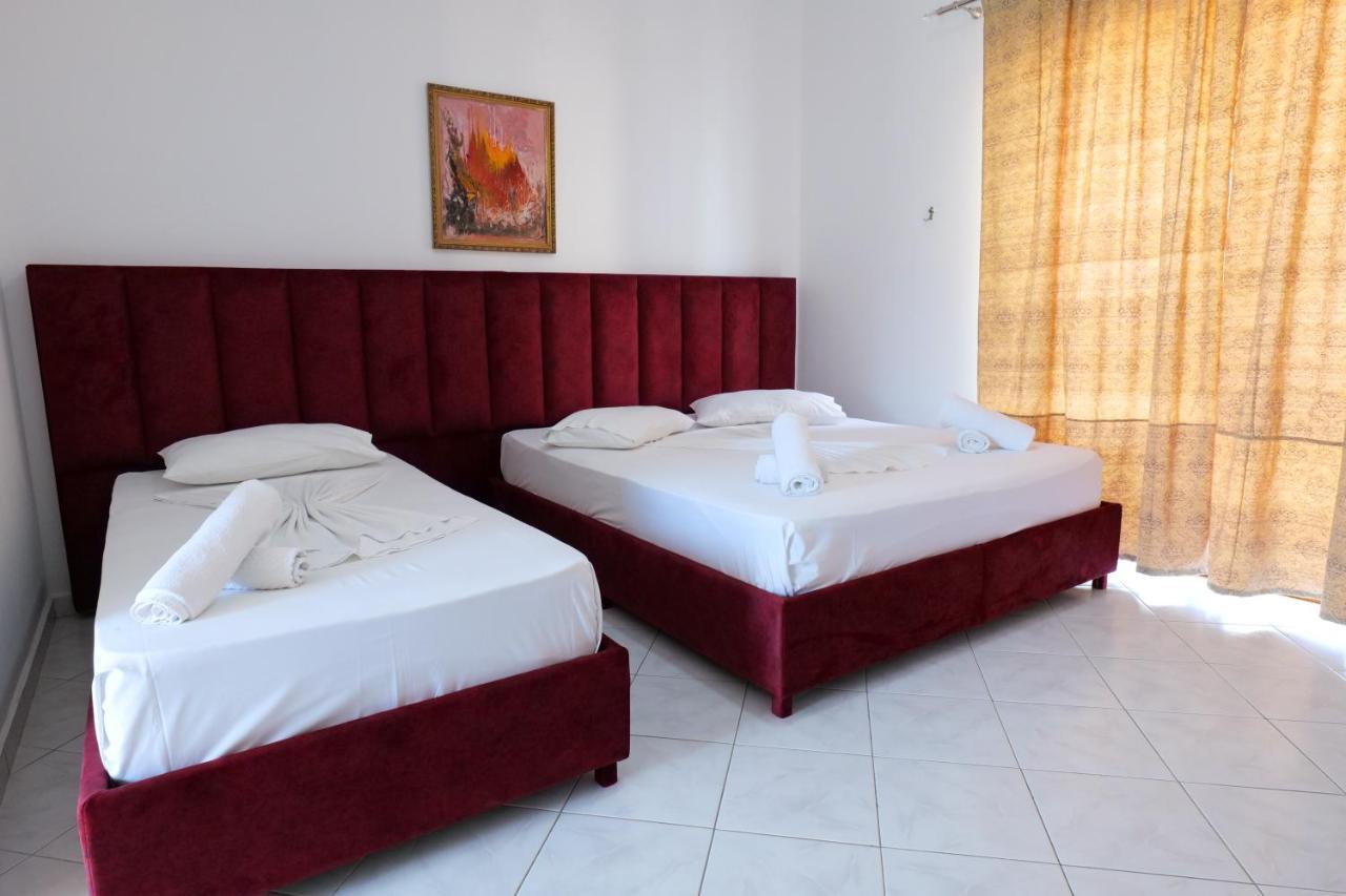 Eden Hotel Sarandë Eksteriør bilde