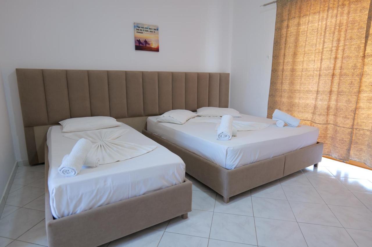 Eden Hotel Sarandë Eksteriør bilde