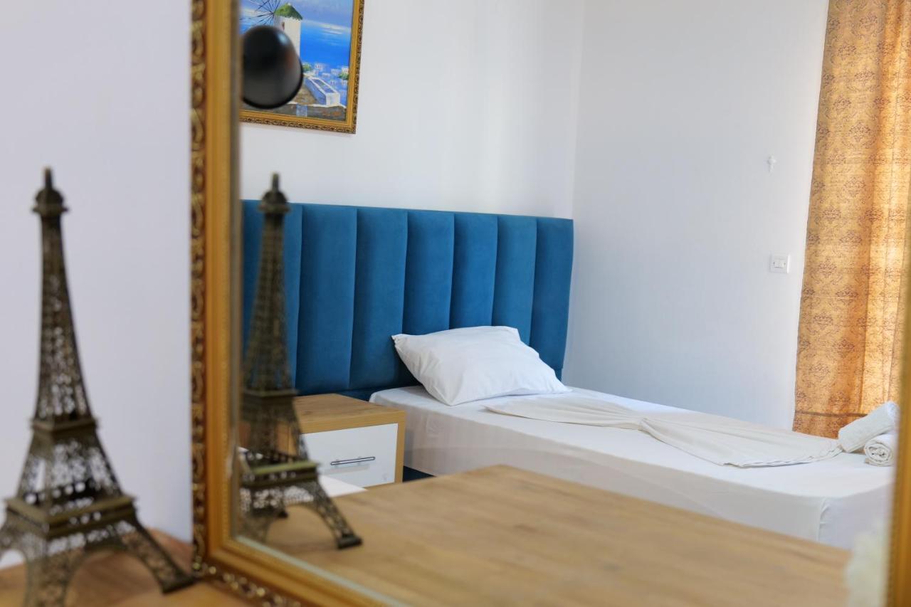 Eden Hotel Sarandë Eksteriør bilde