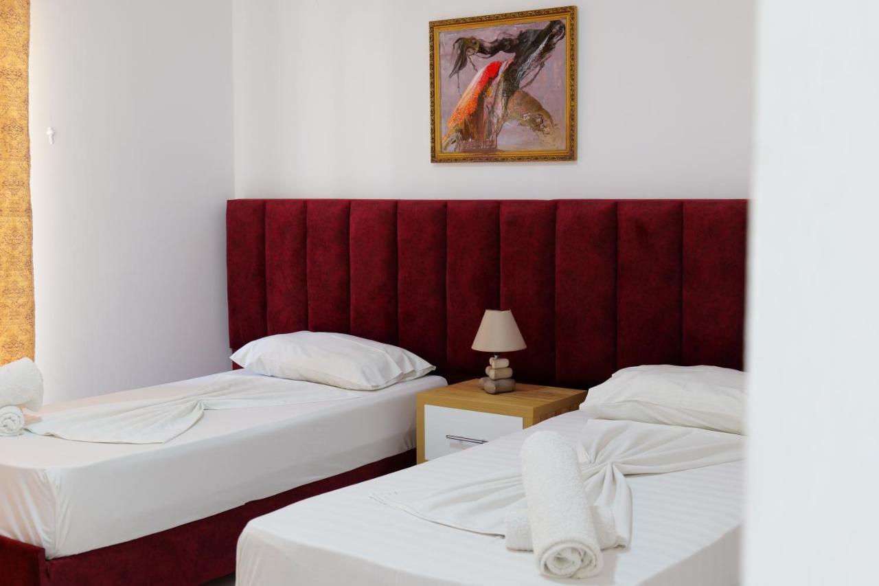 Eden Hotel Sarandë Eksteriør bilde